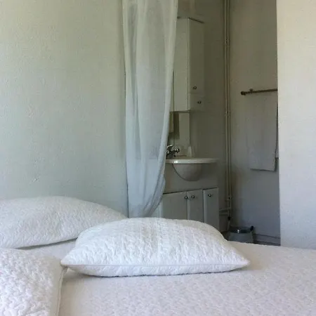 Les Vagues Hotel